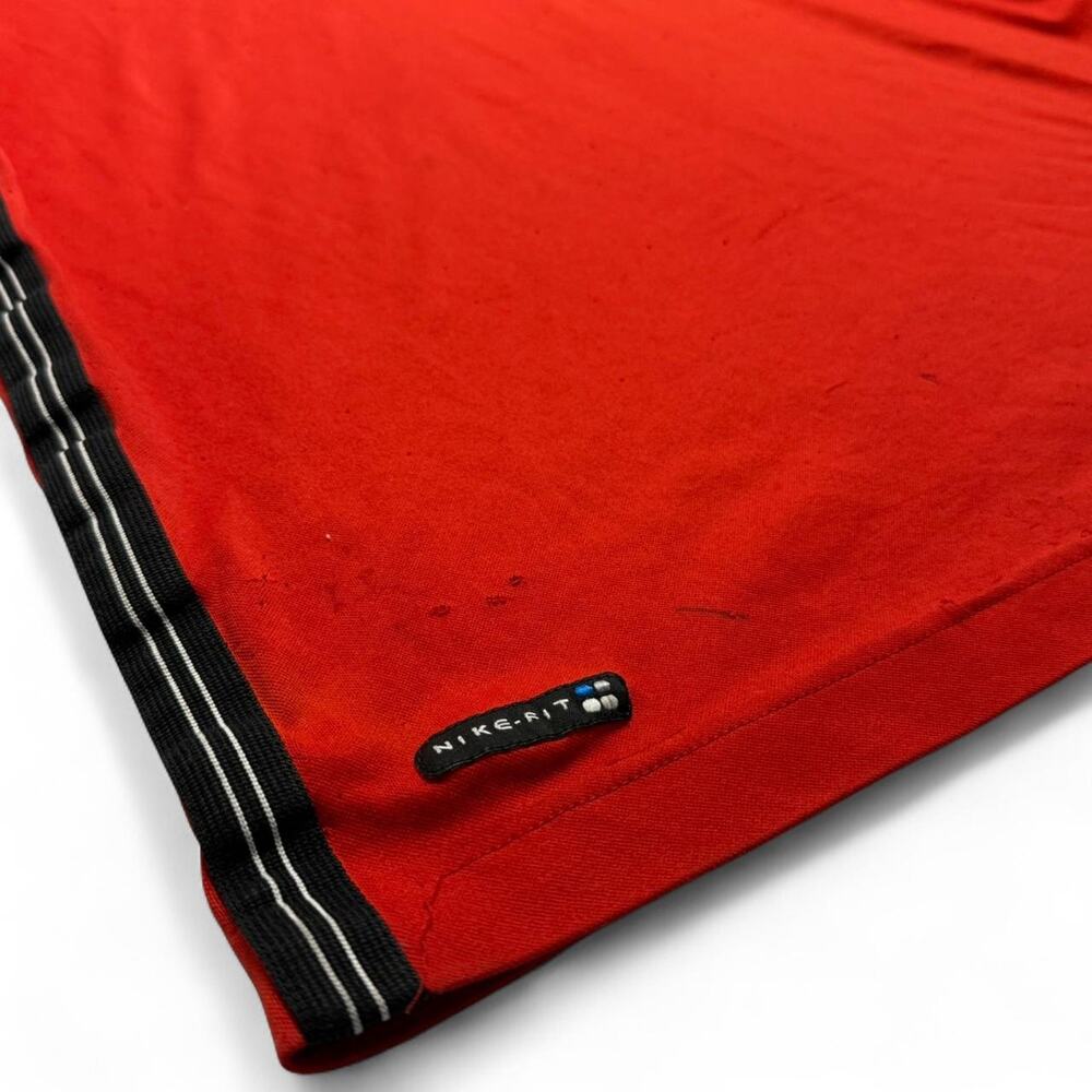 Vintage Nike Fit Red Black V-Neck Soccer Jersey Shirt XL - Picture 5 of 8
